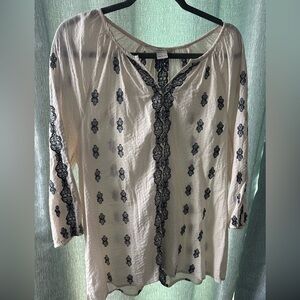 Boho style embroidered blouse size large
